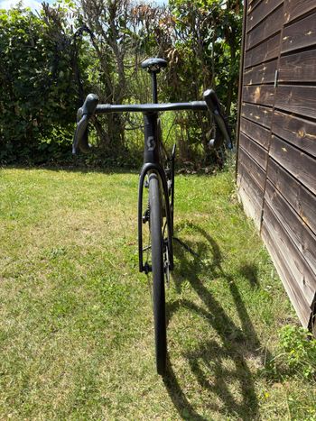 Gebrauchtes Scott Addict RC 10 2025 2025 Road & Gravel, Schwarz — Bild 8 von 11