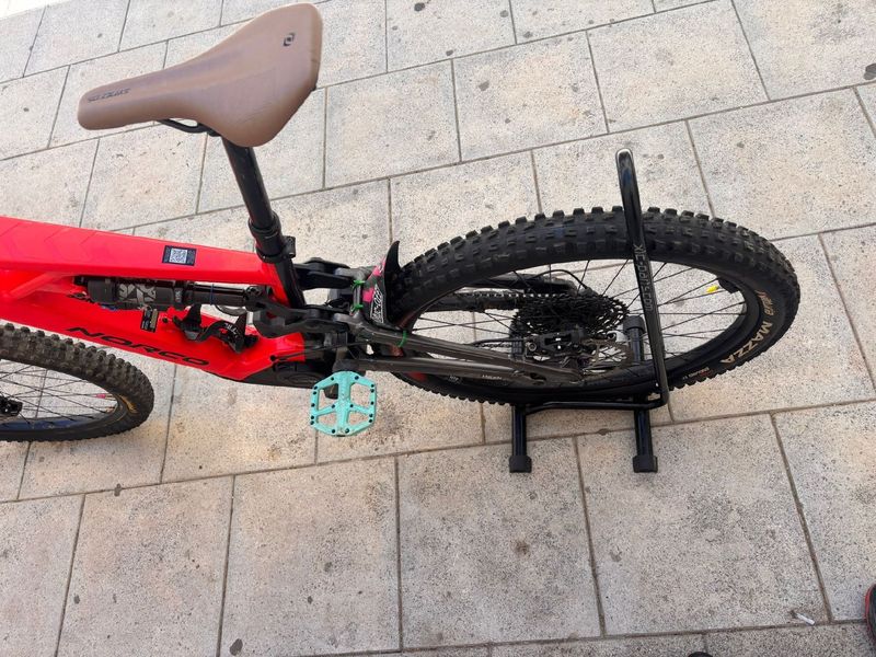 Used Norco Range VLT A1 2024 2024 Mountainbike, Red — image 3 of 5