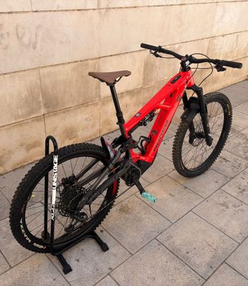 Used Norco Range VLT A1 2024 2024 Mountainbike, Red — image 4 of 5