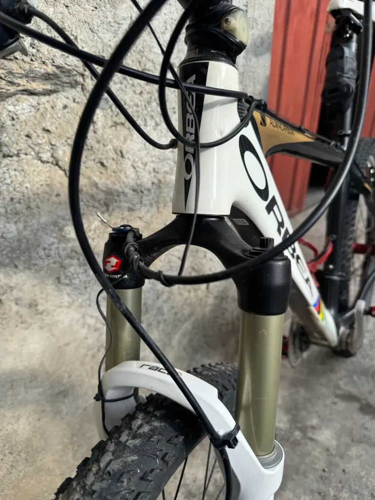 Orbea ALMA CARBON 2008 LTD EDITION 2008 Mountainbike de segunda mano, Blanco — imagen 5 de 7