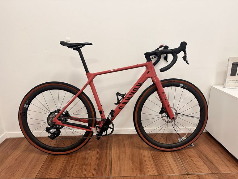 Brugt Canyon Grizl CF SL 6 AXS 2024 2024 Road & Gravel — billede 1 af 3