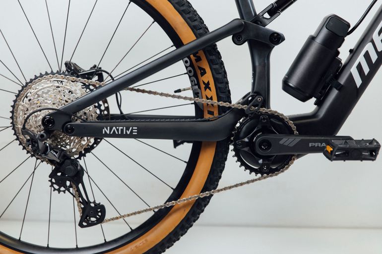 Megamo NATIVE 20 2025 2025 Mountainbike de segunda mano, Negro — imagen 3 de 7