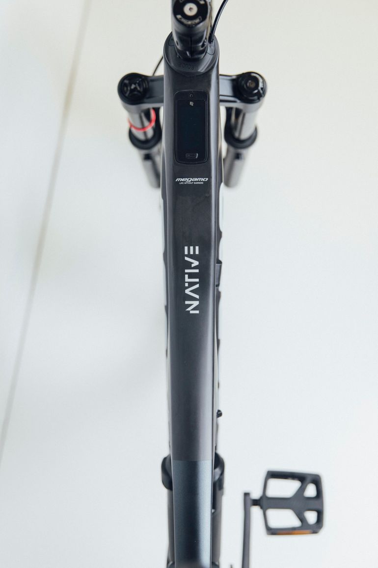 Megamo NATIVE 20 2025 2025 Mountainbike de segunda mano, Negro — imagen 6 de 7