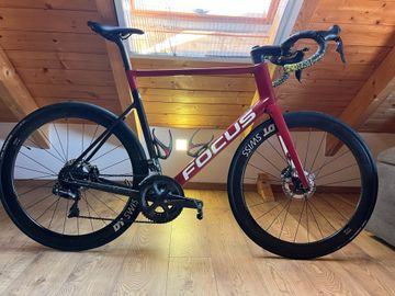Używany Focus IZALCO MAX DISC 9.6 2021 2021 Road & Gravel