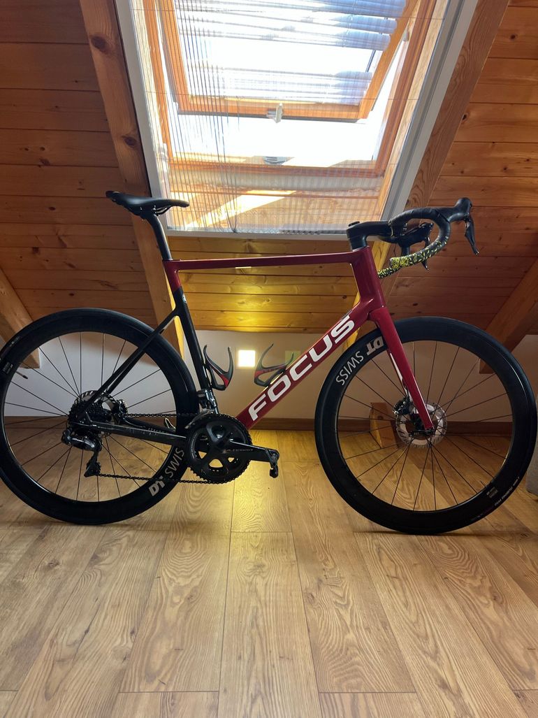 Tweedehands Focus IZALCO MAX DISC 9.6 2021 2021 Road & Gravel — afbeelding 2 van 5