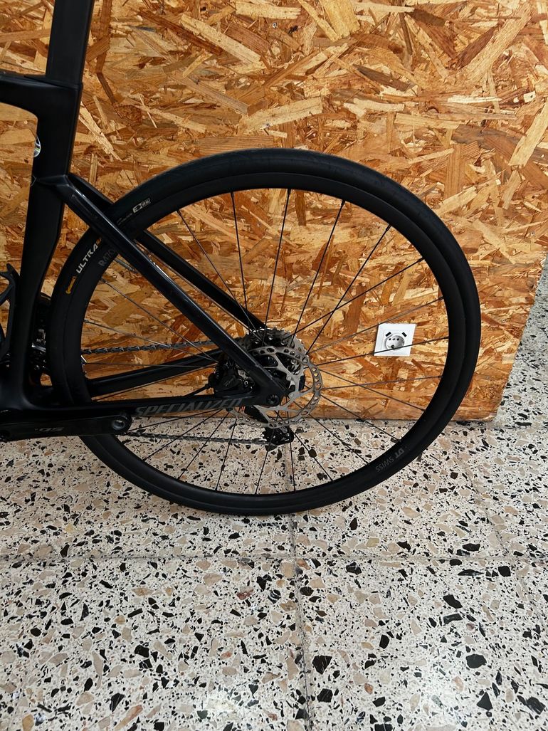 Použité Specialized Tarmac SL7 Comp - Shimano 105 Di2 2025 2025 Road & Gravel — obrázek 11 z 15