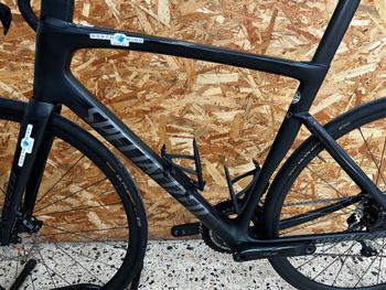 Použité Specialized Tarmac SL7 Comp - Shimano 105 Di2 2025 2025 Road & Gravel — obrázek 13 z 15