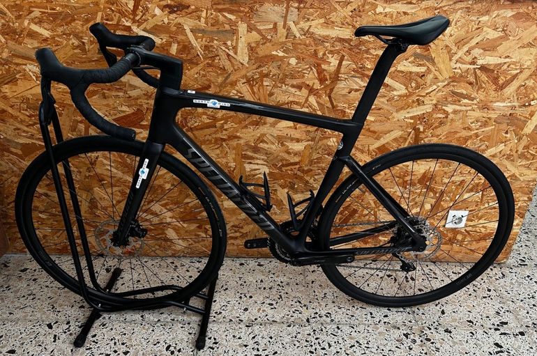 Použité Specialized Tarmac SL7 Comp - Shimano 105 Di2 2025 2025 Road & Gravel — obrázek 12 z 15