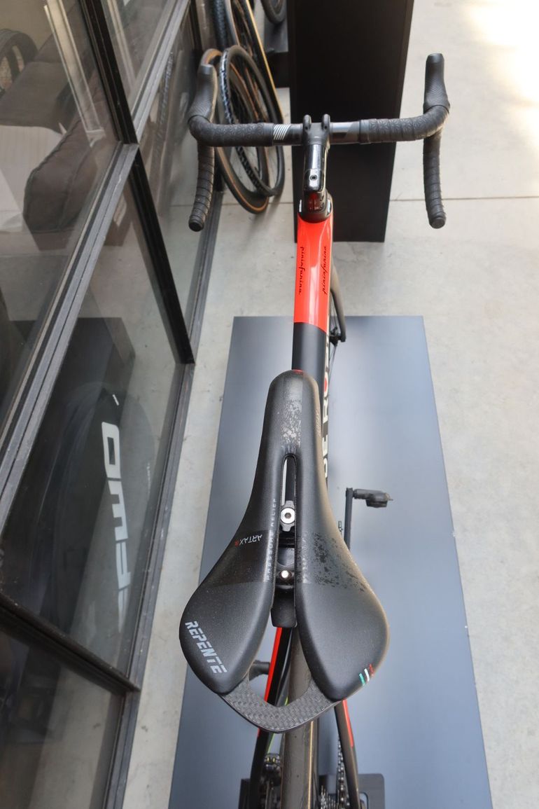 Used De Rosa DeRosa SK Pininfarina 56cm Carbon Dura Ace Di2 (2022) 2022 Road & Gravel, Black — image 7 of 10