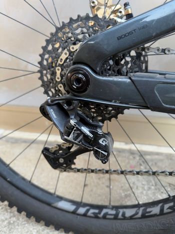 Trek Slash 9.8 GX 2022 2022 Mountainbike d'occasion — image 3 sur 7