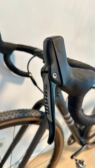 Used Specialized Crux Comp 2022 2022 Road & Gravel, Black — image 7 of 10
