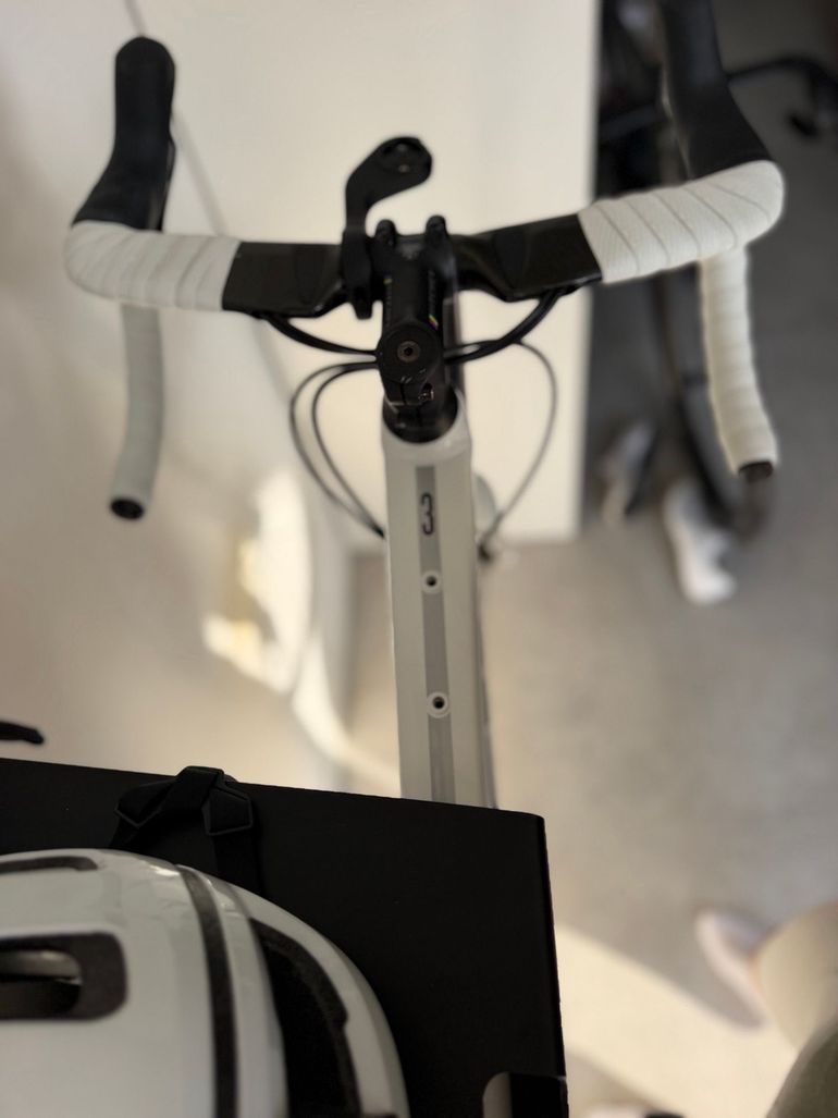 Trek Domane Shimano Ultegra 2024 Road & Gravel de segunda mano, Blanco — imagen 5 de 7