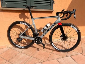 Gebrauchtes Orbea ORCA M21eLTD 2021 2021 Road & Gravel, Weiß — Bild 1 von 8
