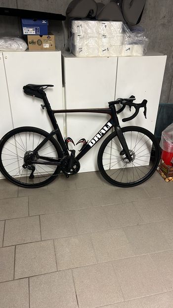 Used Drali Custom Shimano Ultegra Di2 2024 Road & Gravel, Red — image 2 of 3