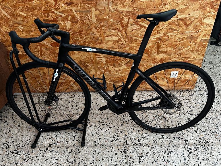 Použité Specialized Tarmac SL7 Comp - Shimano 105 Di2 2024 2024 Road & Gravel — obrázek 9 z 15