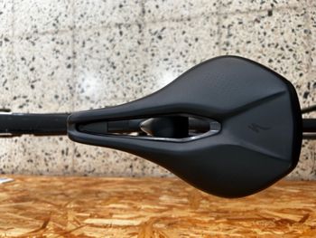 Použité Specialized Tarmac SL7 Comp - Shimano 105 Di2 2024 2024 Road & Gravel — obrázek 8 z 15