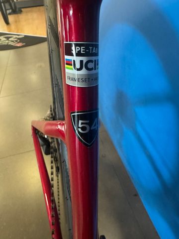 Used Specialized Tarmac Shimano Ultegra Di2 2026 Road & Gravel, Red — image 4 of 4