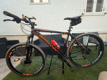 Used Bottecchia Custom Shimano Acera 2024 Mountainbike, Black — image 2 of 14
