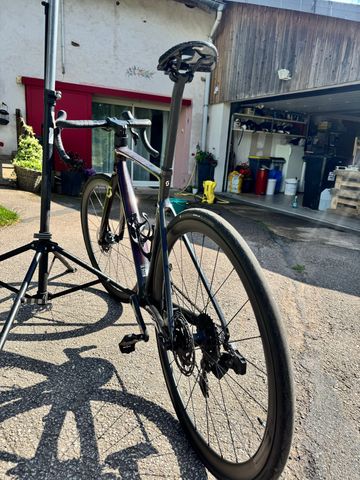 Gebrauchtes Scott Addict RC 10 2024 2024 Road & Gravel, Rot — Bild 2 von 5