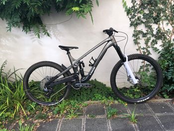 Tweedehands Trek Slash 9 GX AXS T-Type Gen 6 2024 2024 MTB