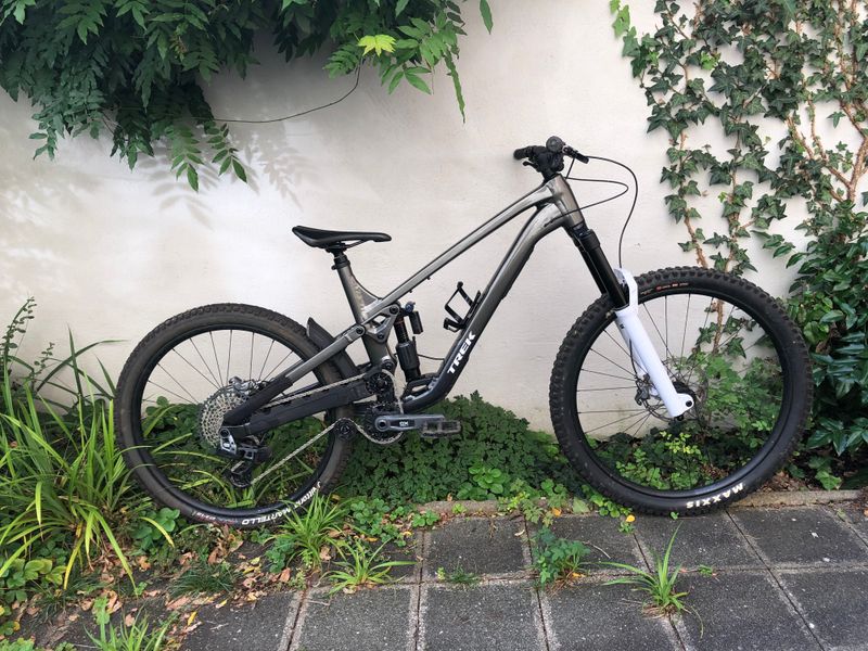 Used Trek Slash 9 GX AXS T-Type Gen 6 2024 2024 MTB