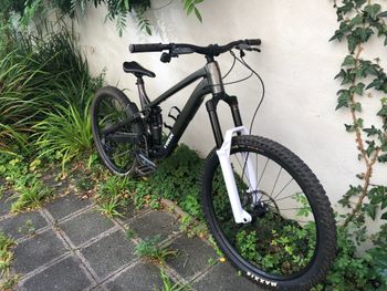 Tweedehands Trek Slash 9 GX AXS T-Type Gen 6 2024 2024 Mountainbike — afbeelding 2 van 3
