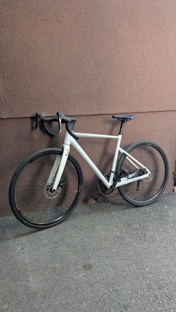 Scott Contessa Speedster 15 2023 2023 Road & Gravel de segunda mano, Blanco — imagen 2 de 3