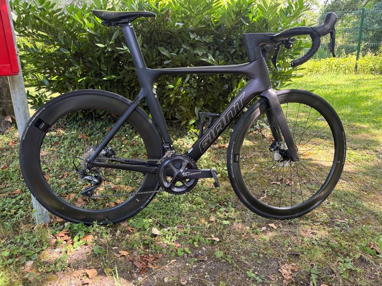 Giant Propel Advanced Pro 1 Disc 2021 2021 Road & Gravel d'occasion — image 1 sur 10