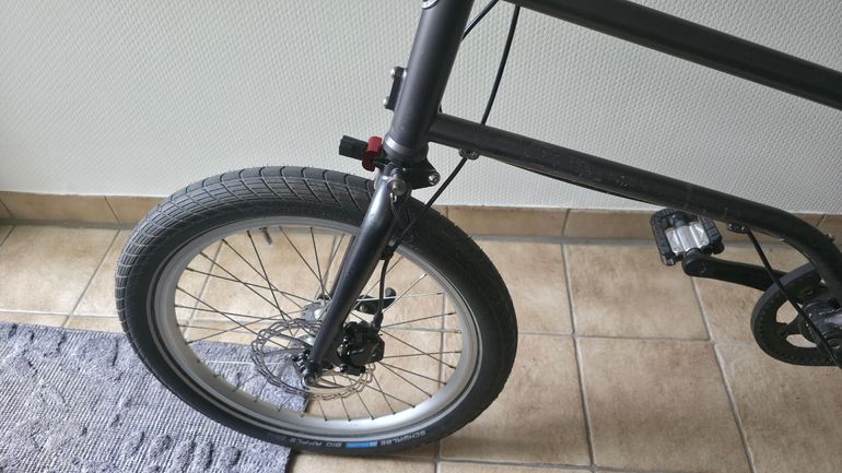 Vello Custom 2024 Urban de segunda mano, Gris claro — imagen 4 de 4