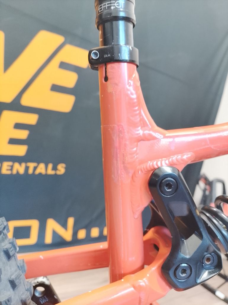 Rocky Mountain Instinct Powerplay 2023 Mountainbike de segunda mano, Naranja — imagen 5 de 7