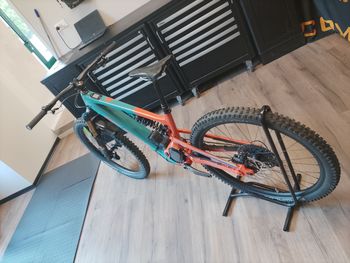 Rocky Mountain Instinct Powerplay 2023 Mountainbike de segunda mano, Naranja — imagen 3 de 7