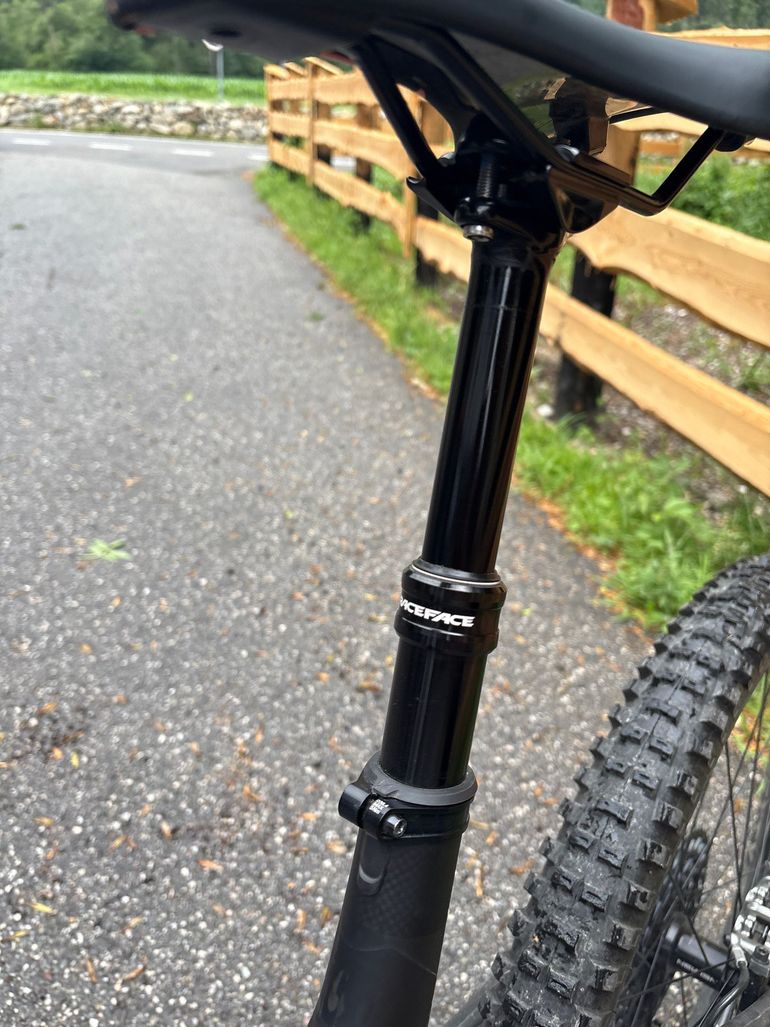 Propain TYEE CF ENDURO 27.5 Factory 2026 2026 Mountainbike d'occasion — image 9 sur 12