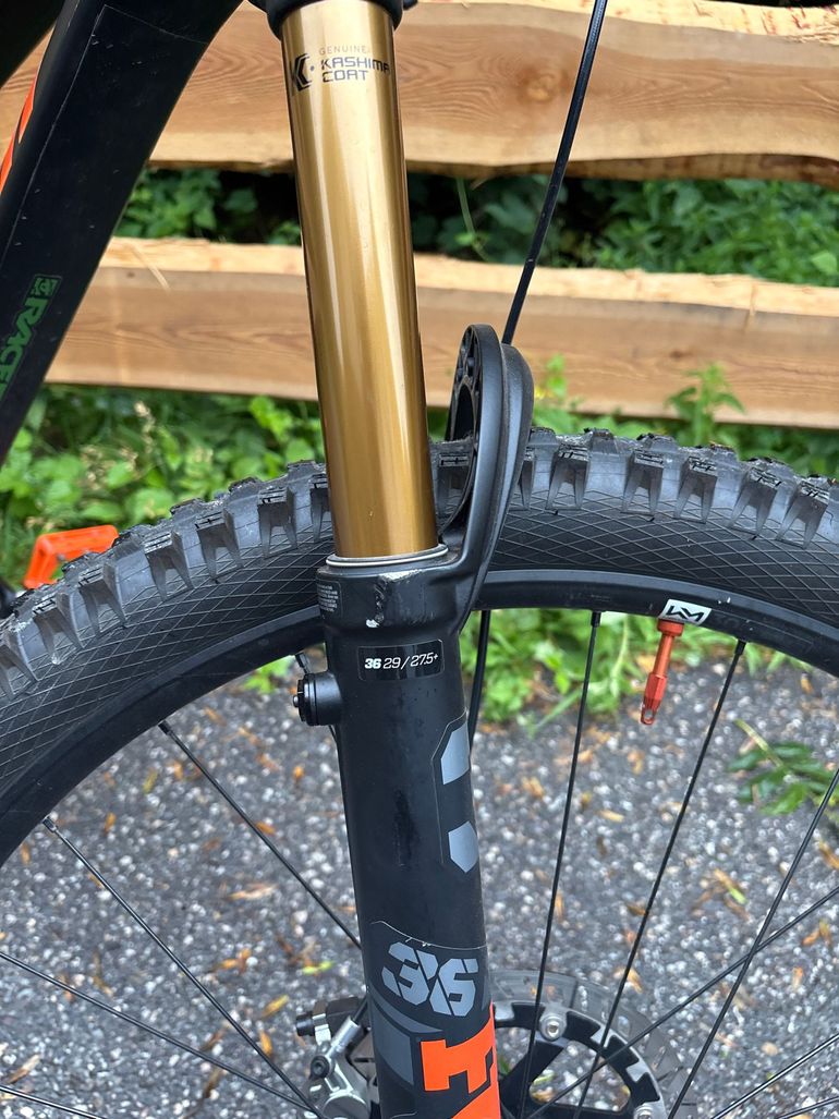 Propain TYEE CF ENDURO 27.5 Factory 2026 2026 Mountainbike d'occasion — image 6 sur 12