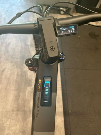 Używany KTM MACINA SCARP SX ELITE 2025 2025 Mountainbike — zdjęcie 4 z 7