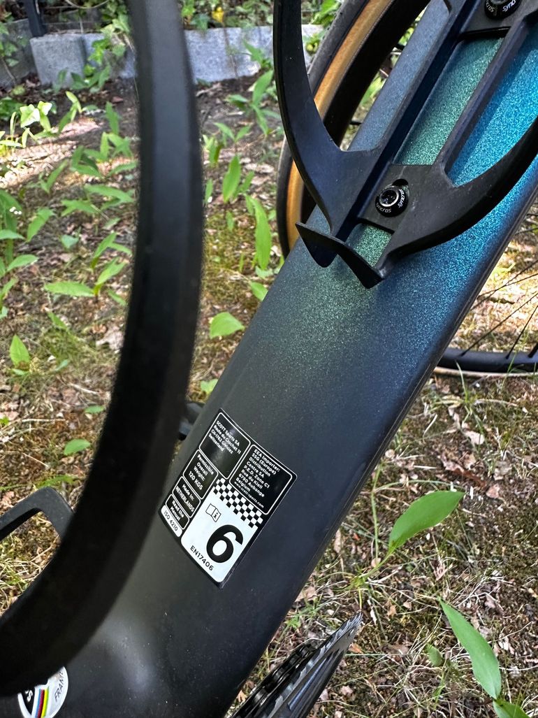 Scott Addict RC SRAM Force eTap AXS 2023 Road & Gravel d'occasion — image 5 sur 6