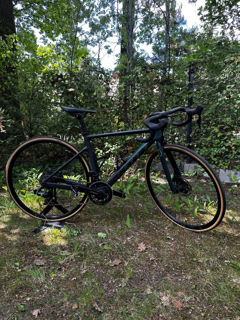Scott Addict RC SRAM Force eTap AXS 2023 Road & Gravel d'occasion — image 2 sur 6