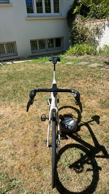 Używany Trek Madone SLR 9 Gen 8 2025 2025 Road & Gravel — zdjęcie 15 z 22