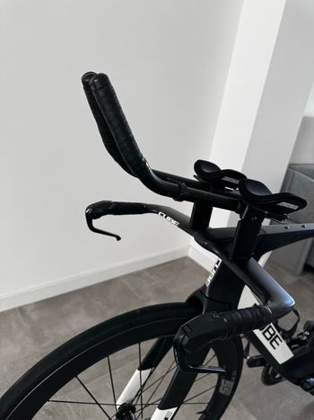 Gebrauchtes CUBE AERIUM C:68 TT SL LOW 2021 2021 Road & Gravel, Schwarz — Bild 11 von 17