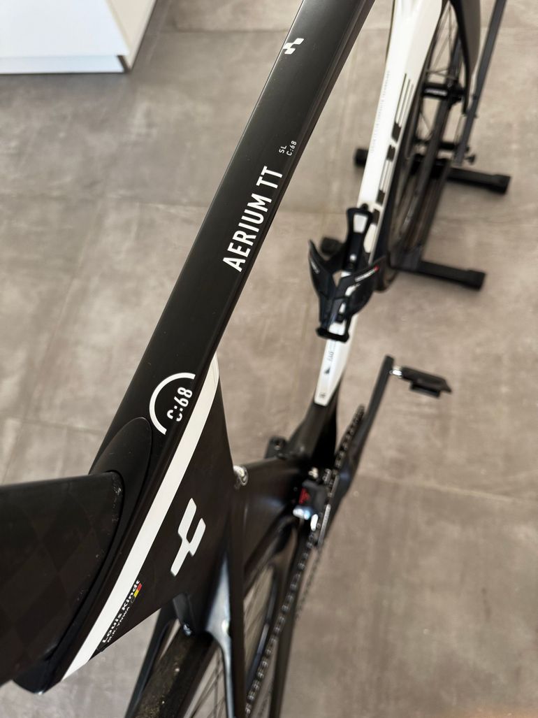 Gebrauchtes CUBE AERIUM C:68 TT SL LOW 2021 2021 Road & Gravel, Schwarz — Bild 12 von 17