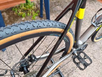 Used Guerciotti Eureka Shimano GRX 2022 Road & Gravel, Light Gray — image 5 of 8