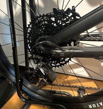 Tweedehands Specialized Turbo Levo Alloy 2024 2024 Mountainbike — afbeelding 4 van 5