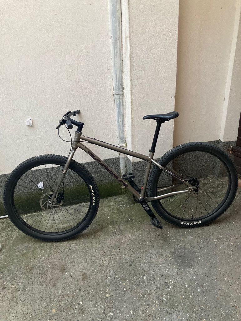 Używany Kona Unit 2023 2023 Mountainbike — zdjęcie 1 z 7