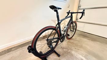 Used Trek Madone 9.0 2018 2018 Road & Gravel, Black — image 3 of 9