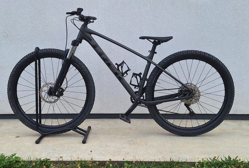 Used Trek Marlin Shimano Deore 2024 MTB