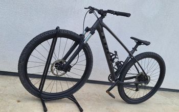 Trek Marlin Shimano Deore 2024 Mountainbike d'occasion — image 3 sur 6