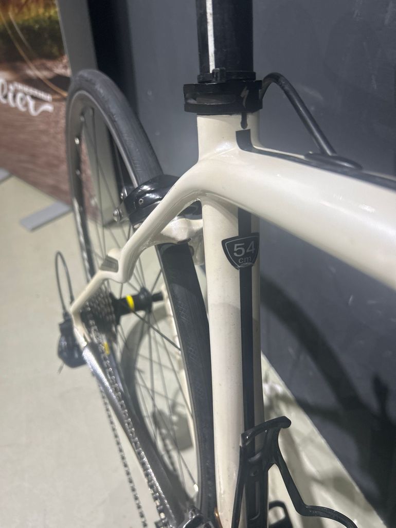 Used Specialized Roubaix SL4 Elite 105 2014 2014 Road & Gravel, White — image 10 of 13