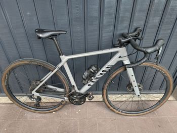 Canyon Grizl Shimano GRX 2023 Route & Gravel d'occasion