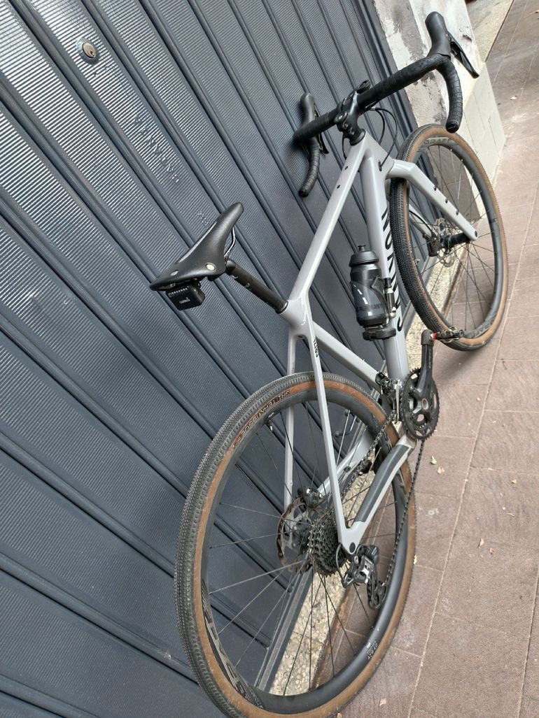 Canyon Grizl Shimano GRX 2023 Road & Gravel d'occasion — image 2 sur 24