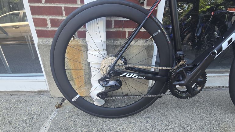 Used Look 785 Huez Ultegra Di2 / R50D 2025 2025 Road & Gravel, Black — image 2 of 8