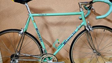 Used Bianchi Custom Campagnolo Record 1990 Road & Gravel, Blue — image 5 of 16